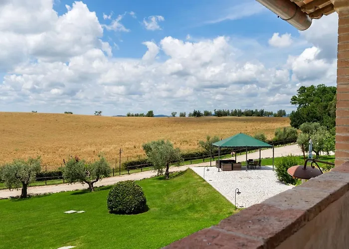 Farmhouse In Montoro Near Montoro Castle