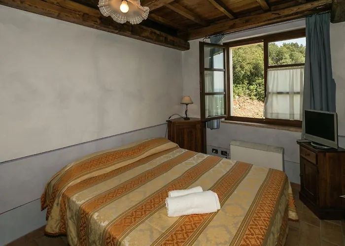 Farmhouse In Montoro Near Montoro Castle